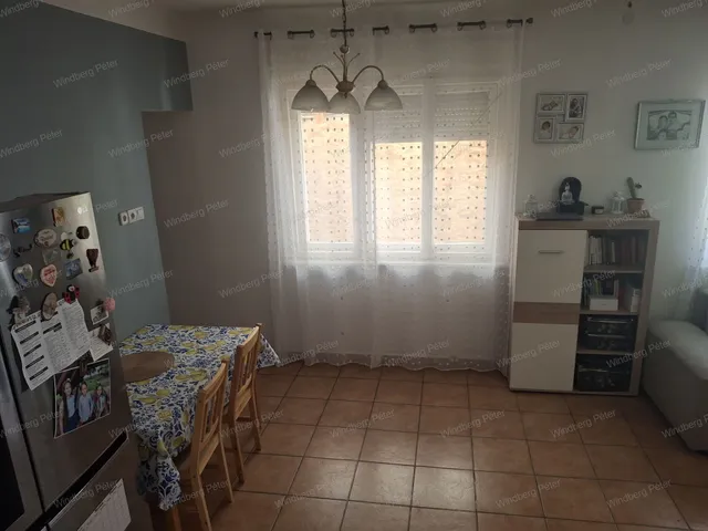 Eladó ház Vámosmikola 92 nm