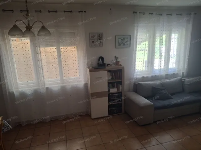 Eladó ház Vámosmikola 92 nm