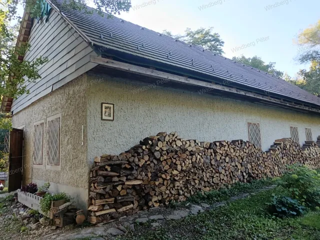 Eladó mezőgazdasági ingatlan Zebegény 86 nm