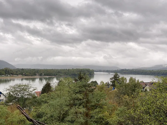 Eladó telek Zebegény 2950 nm