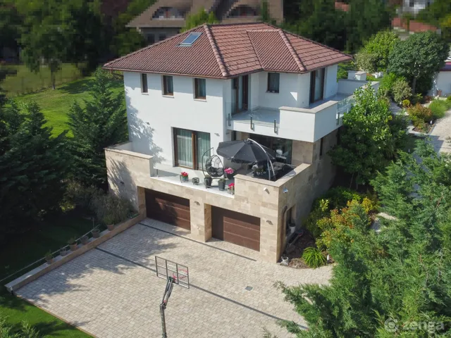 Eladó ház Szentendre, Pismány 291 nm