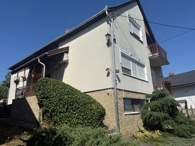 Eladó ház Tokodaltáró 180 nm