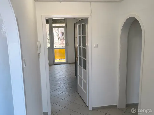 Eladó lakás Jászberény, Szent László utca  59 nm