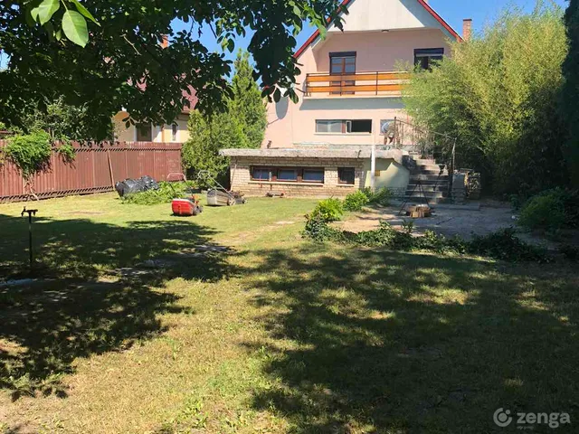 Eladó ház Balatonlelle 253 nm