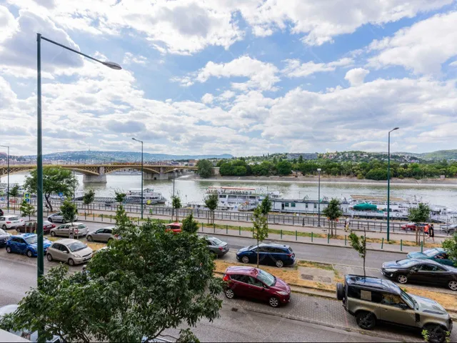 Eladó lakás Budapest XIII. kerület, Újlipótváros, Újpest rakpart 8. 85 nm