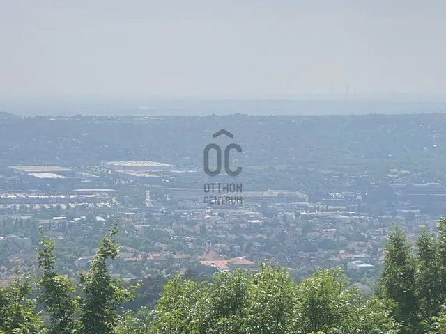Eladó nyaraló Budaörs 40 nm