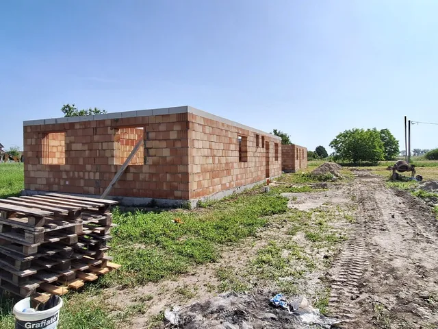 Eladó ház Kiskunlacháza 124 nm
