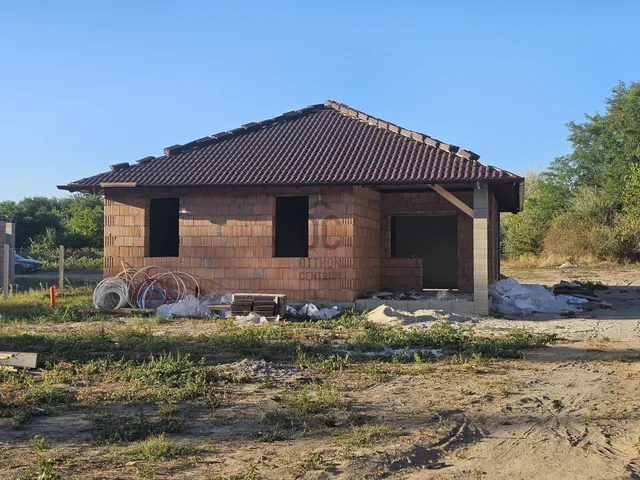 Eladó ház Kiskunlacháza 99 nm