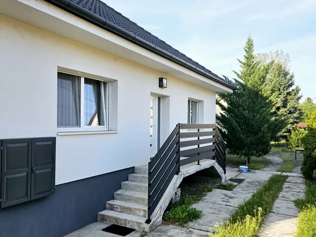 Eladó ház Szigethalom 120 nm