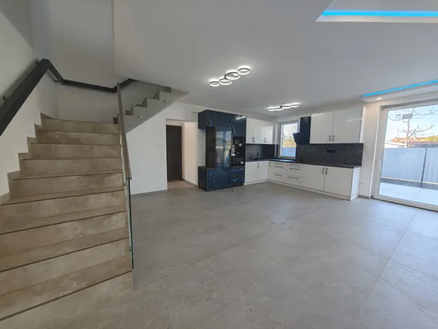 Eladó ház Vecsés, Felsőtelep 145 nm