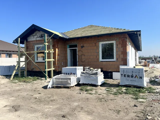 Eladó ház Áporka 88 nm