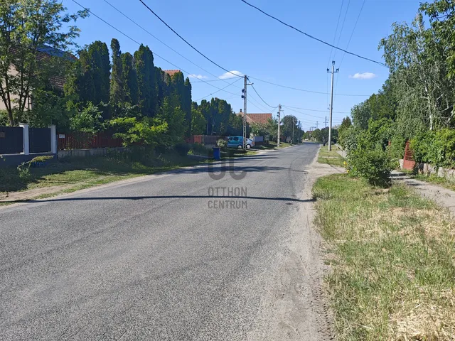 Eladó ház Áporka 1007 nm