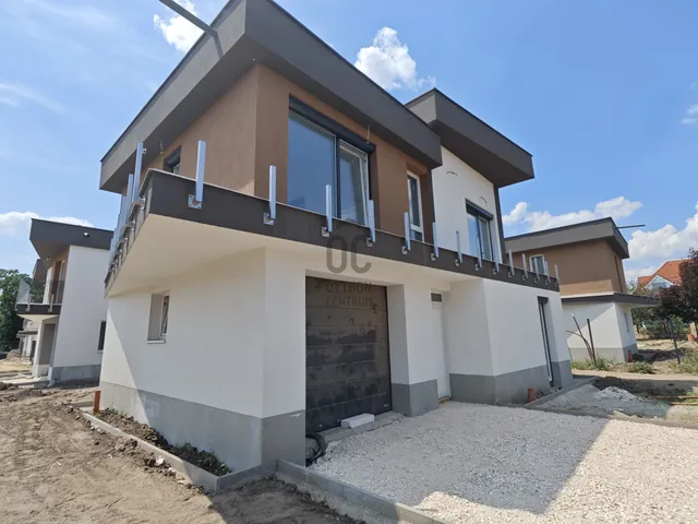 Eladó ház Budapest XX. kerület, Gubacsipuszta 331 nm