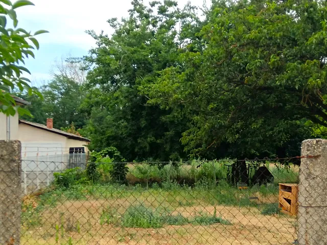 Eladó telek Bugyi 1000 nm