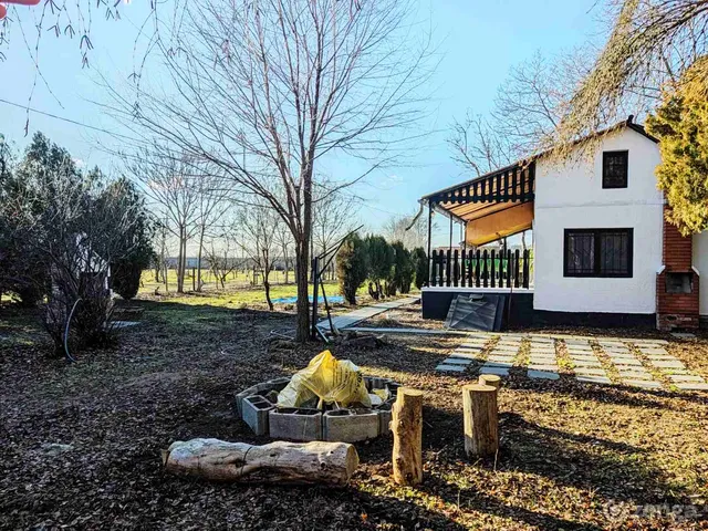 Eladó üdülő és hétvégi ház Sándorfalva 50 nm