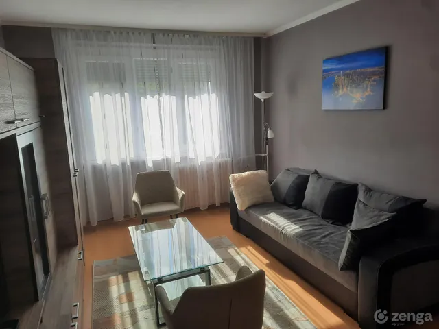 Eladó lakás Dunaújváros, Római városrész 48 nm