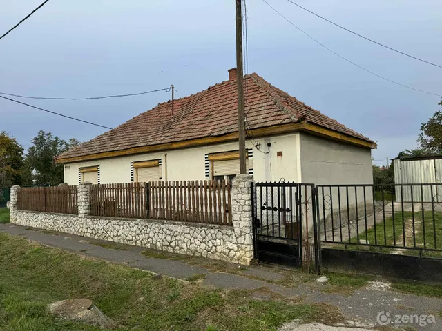 Eladó ház Mezőnyárád 97 nm