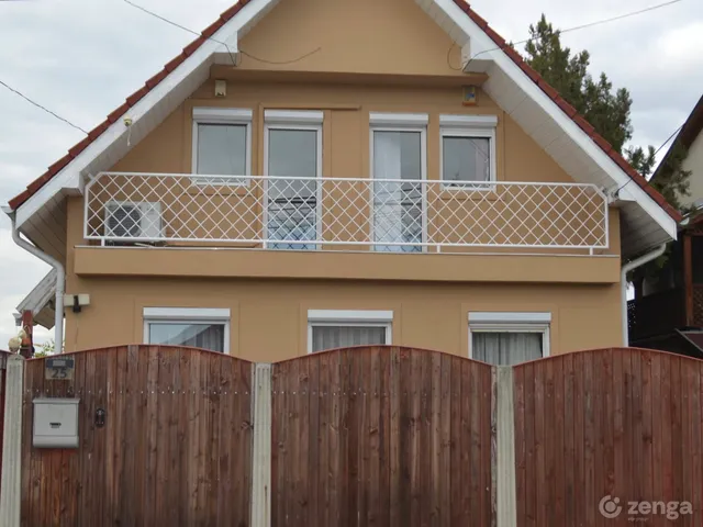 Eladó ház Fót, Kisalag 125 nm