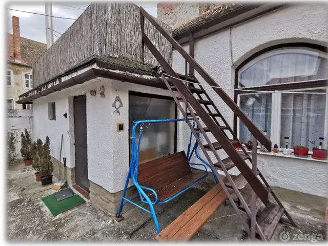 Eladó lakás Sopron, Belváros 54 nm