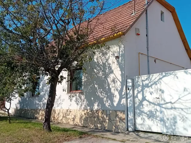 Eladó ház Kesztölc 78 nm