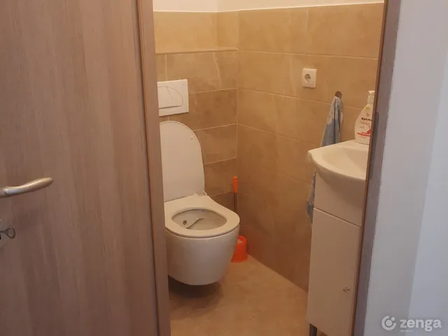 Eladó lakás Dorog, Árpád utca 95 98 nm