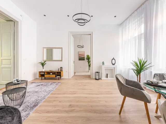Eladó lakás Budapest I. kerület, Batthyányi utca 85 nm