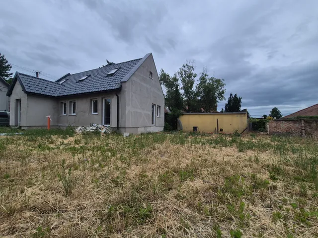 Eladó ház Pilisvörösvár, Pacsirta utca 120 nm