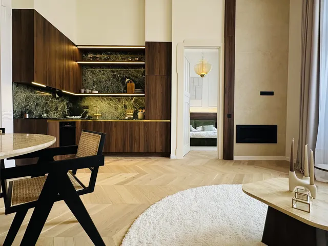 Eladó lakás Budapest V. kerület 74 nm