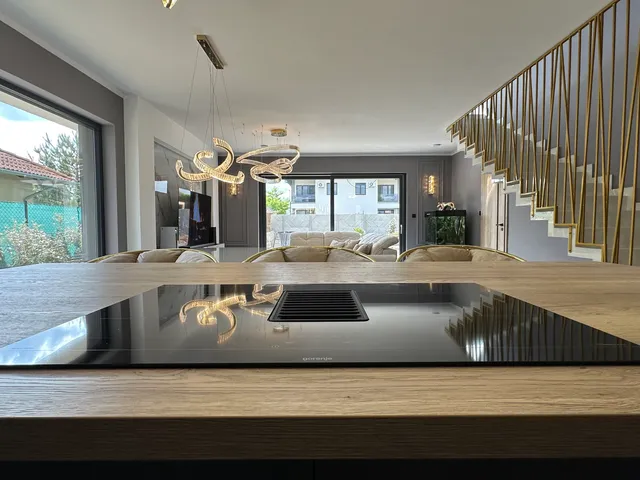 Eladó ház Mogyoród 300 nm