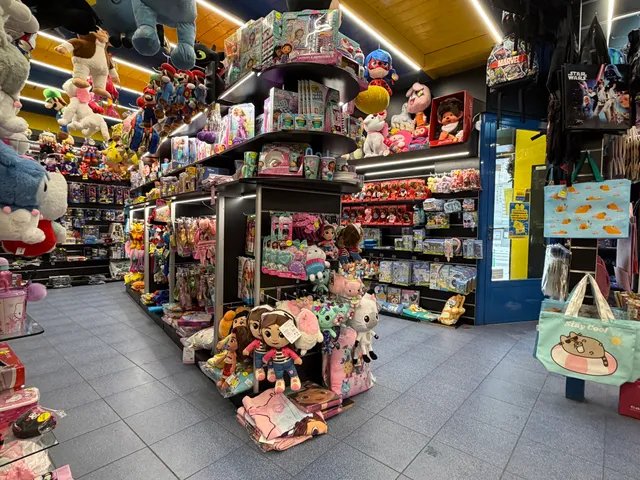 Kiadó kereskedelmi és ipari ingatlan Budapest IX. kerület, Belső Ferencváros 92 nm