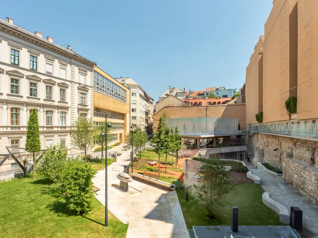 Eladó lakás Budapest V. kerület, Bástya utca 71 nm