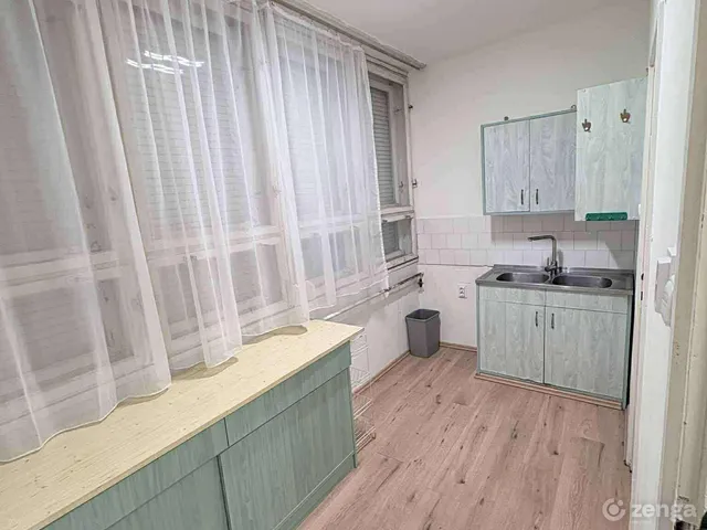 Eladó lakás Monor, Kiss Ernő utca  47 nm