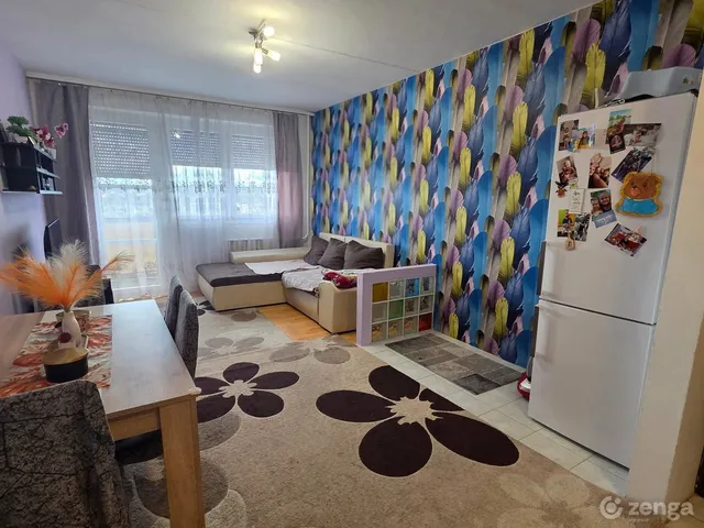 Eladó lakás Szombathely, Derkovits-lakótelep 54 nm