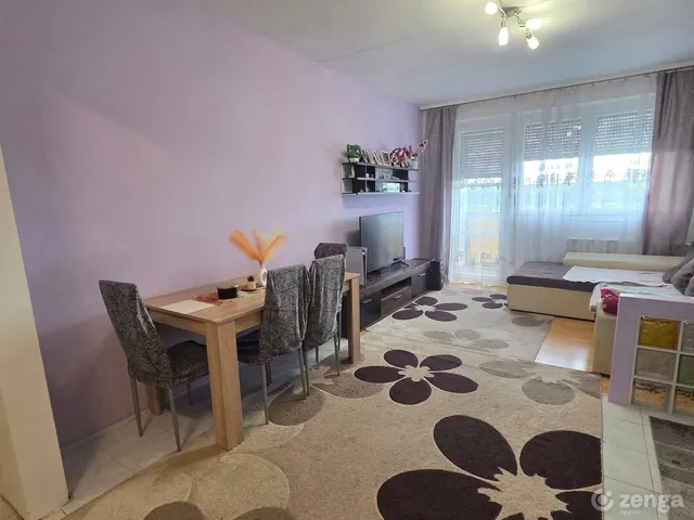 Eladó lakás Szombathely, Derkovits-lakótelep 54 nm