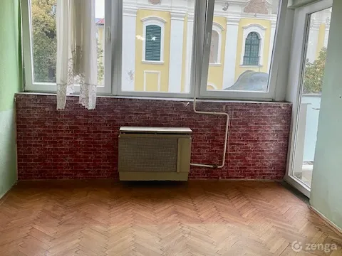 Eladó lakás Zalaegerszeg, Deák tér 52 nm