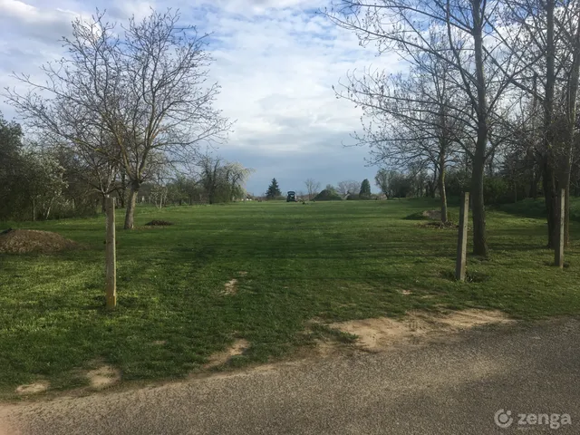 Eladó telek Gyód 3100 nm