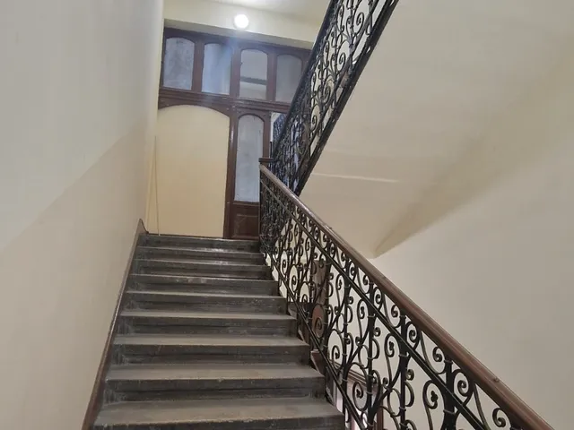 Eladó lakás Budapest V. kerület, Kossuth utca 48 nm