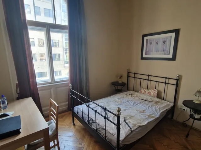 Eladó lakás Budapest V. kerület, Kossuth utca 48 nm