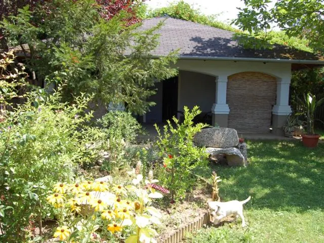 Eladó ház Hévíz 300 nm