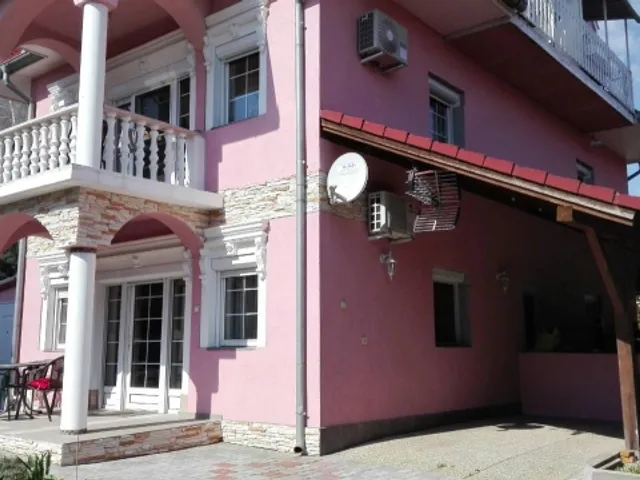Eladó ház Hévíz 250 nm