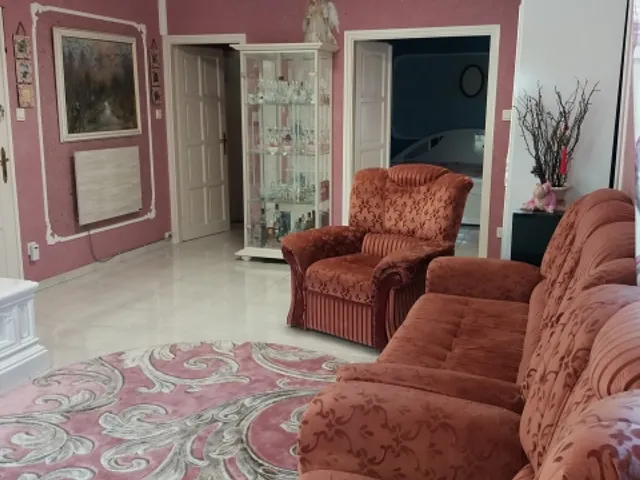 Eladó ház Hévíz 250 nm