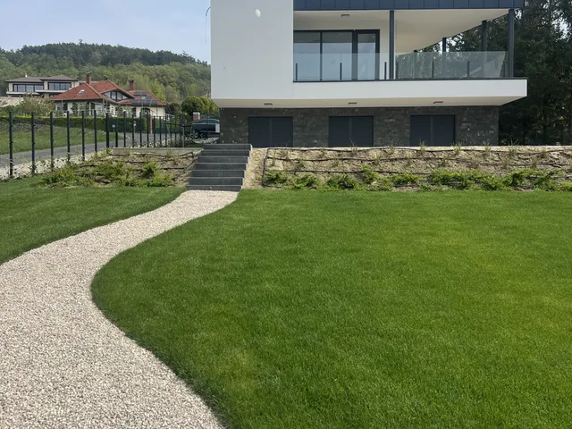 Eladó ház Gyenesdiás 245 nm