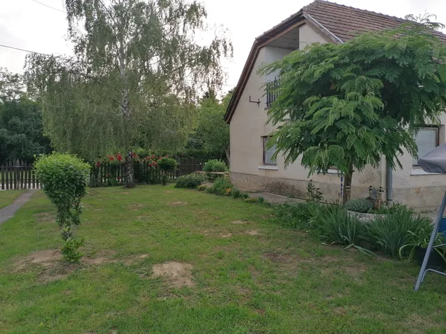 Eladó ház Vindornyafok 120 nm
