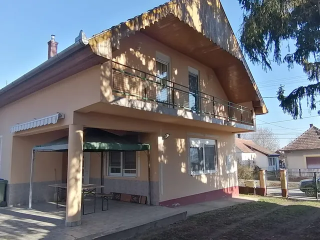Eladó ház Sávoly 120 nm