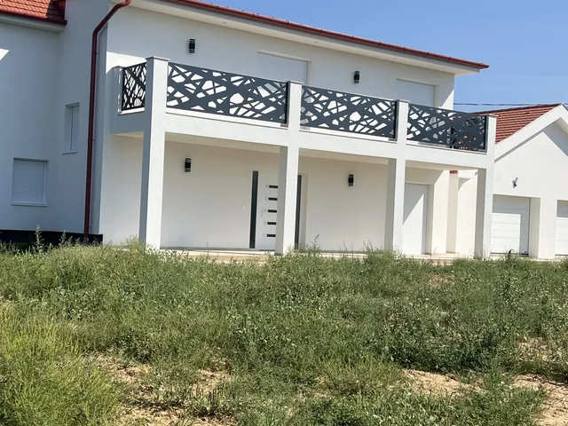 Eladó ház Cserszegtomaj 170 nm