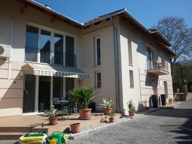 Eladó ház Hévíz 280 nm