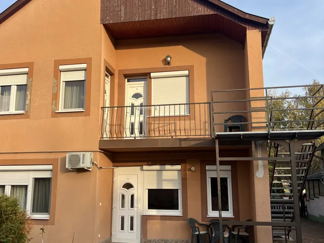 Eladó ház Hévíz 230 nm