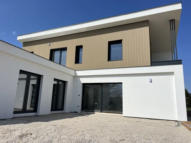Eladó ház Cserszegtomaj 177 nm
