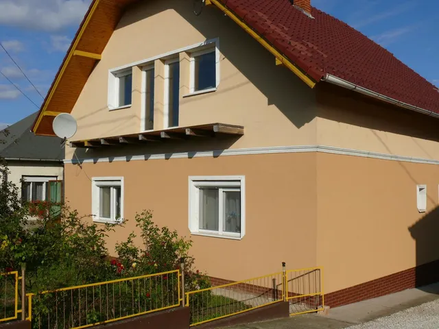Eladó ház Alsópáhok 100 nm