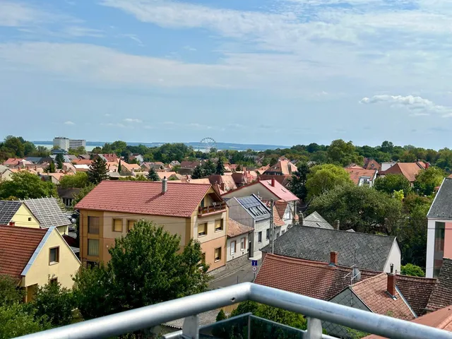 Eladó lakás Keszthely 72 nm